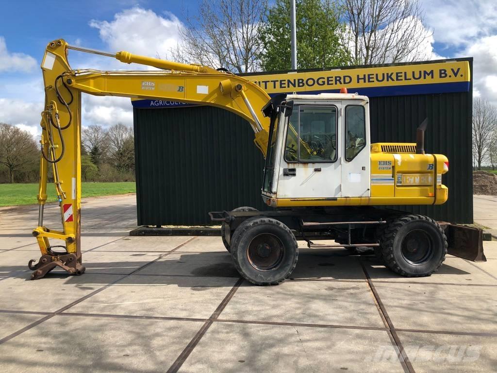 Etec 813B Колесни екскаватори