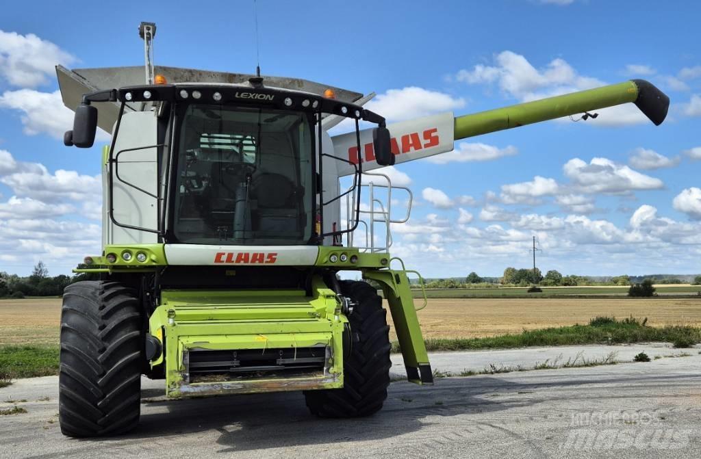 CLAAS Lexion 670 Комбайни