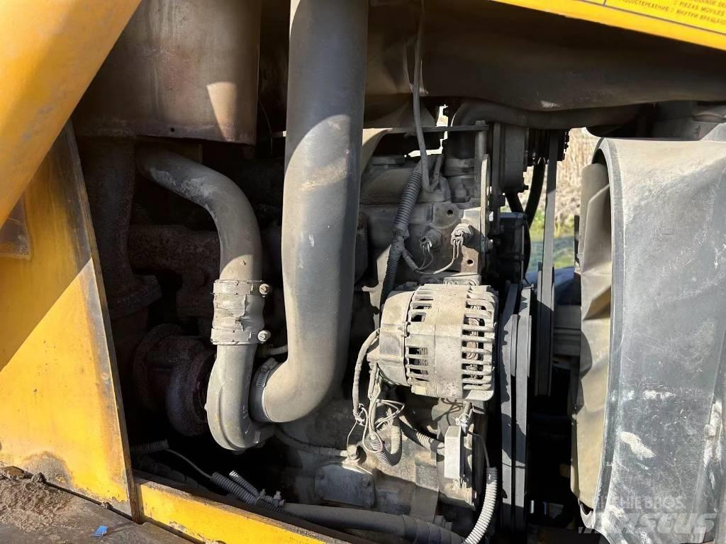 JCB 3cx Товарач със заден ексватор