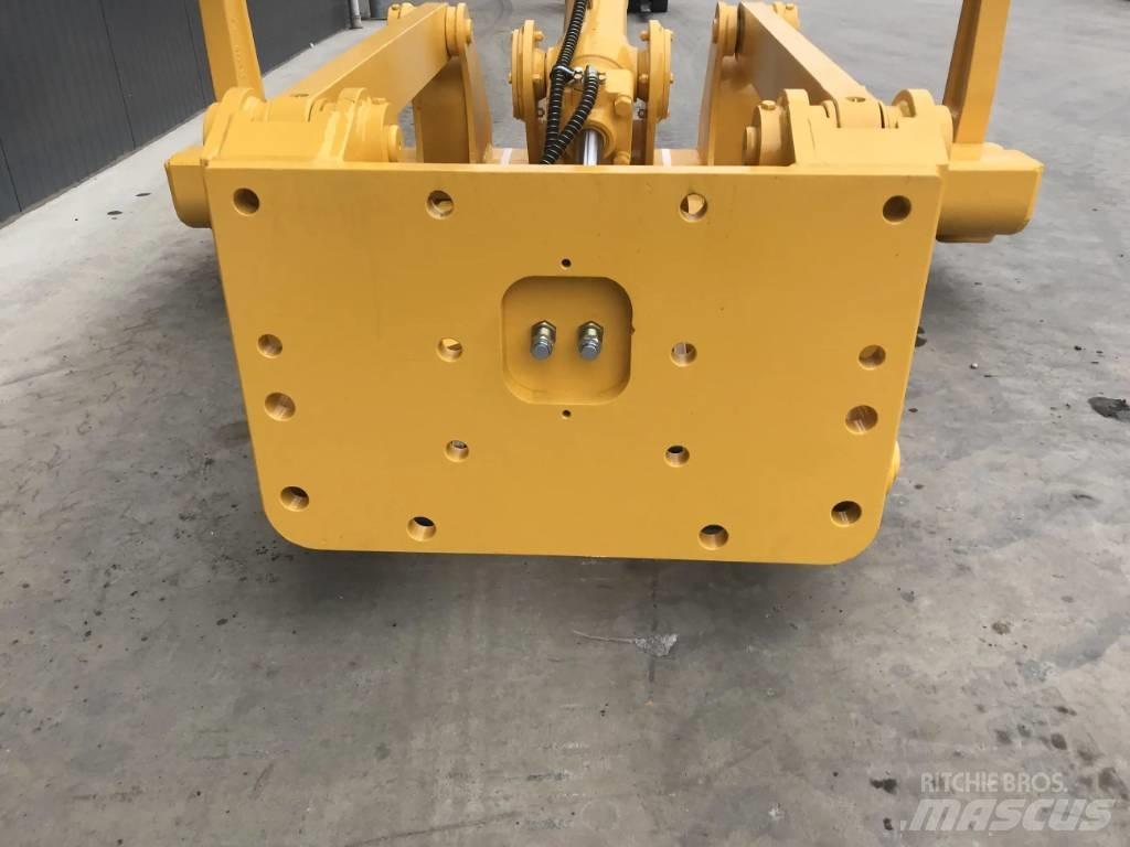 Komatsu D65 Скарификатор
