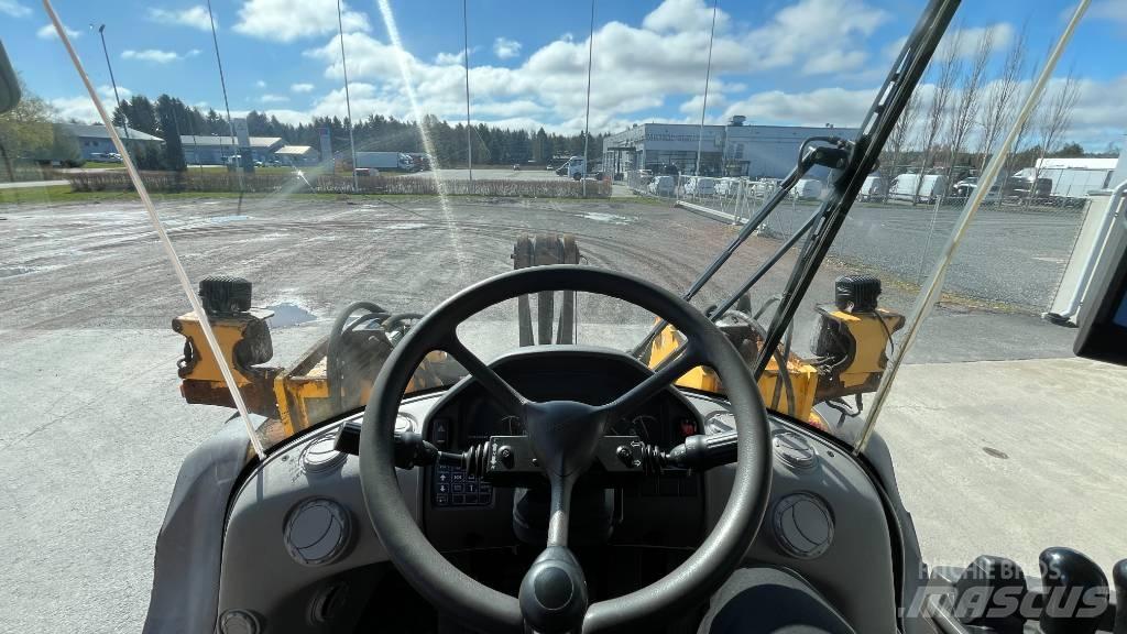Volvo L 120 G Колесни товарачи