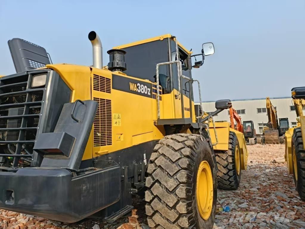 Komatsu WA 380-6 Колесни товарачи