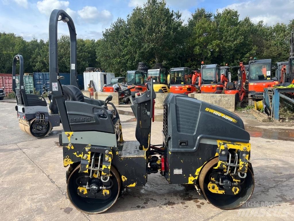 Bomag BW 100 AD M-5 Двойни барабанни ролки
