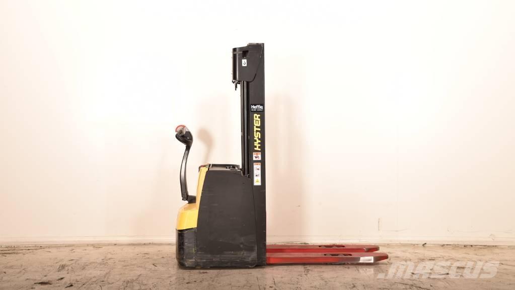 Hyster S 1.6 Колички високоповдигачи с теглич