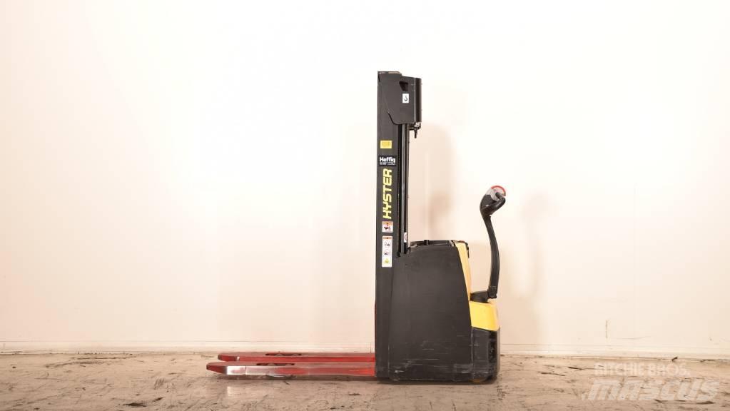 Hyster S 1.6 Колички високоповдигачи с теглич