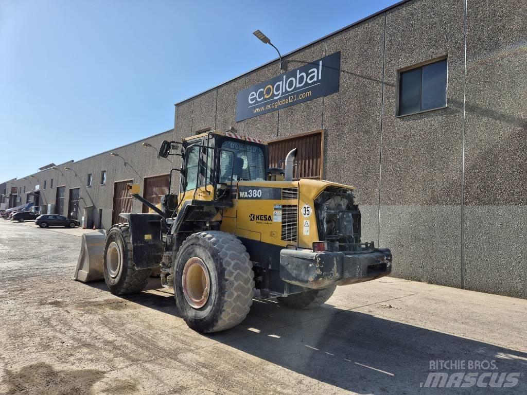 Komatsu WA 380-6 Колесни товарачи