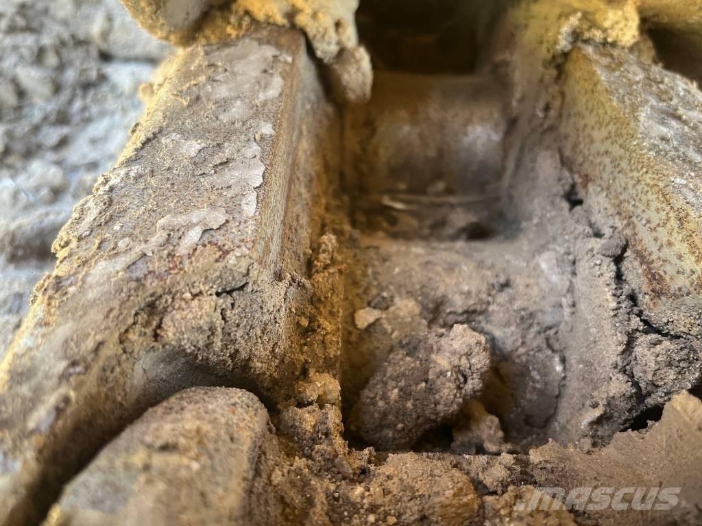 Komatsu PC 240 LC-8 Верижен екскаватор