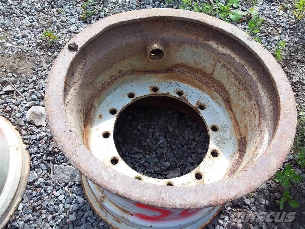Valmet 860 20x26,5 Гуми