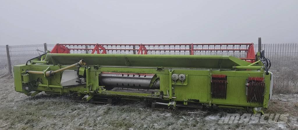 CLAAS Tucano 440 Комбайни