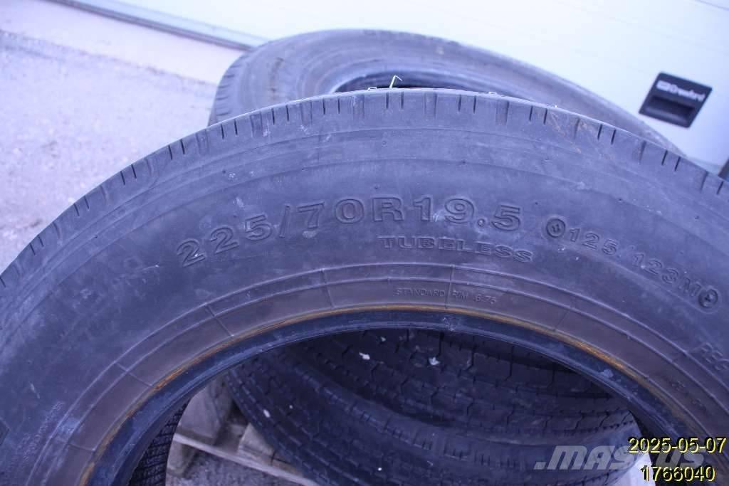 Goodride CR960A Гуми