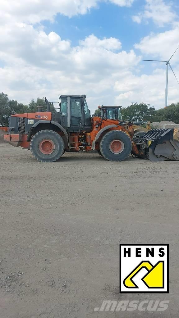 Hitachi ZW 310 Дъмпери/моторни превозни средства