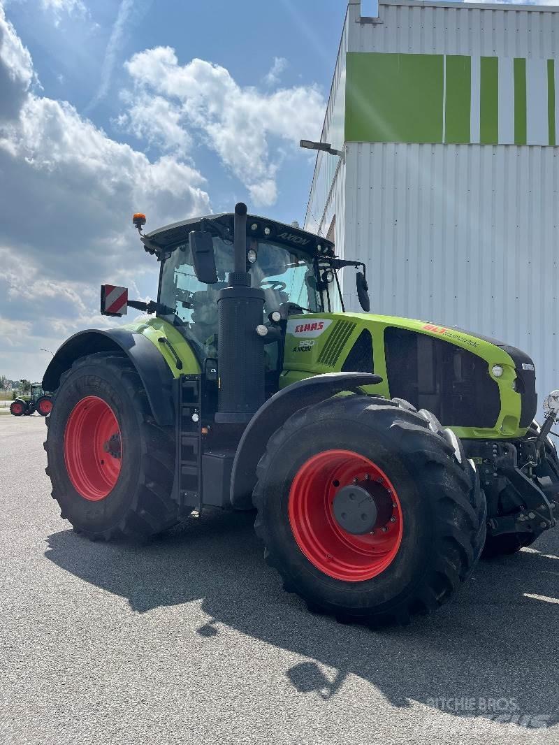 CLAAS Axion 950 Трактори