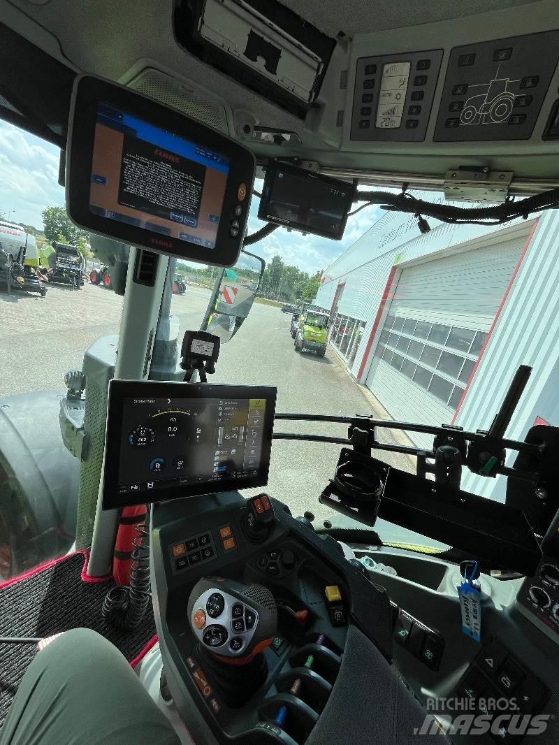 CLAAS Axion 950 Трактори