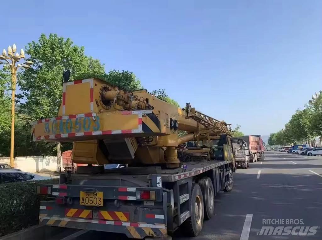 XCMG XZJ5305JQZ20 Всъдеходни кранове