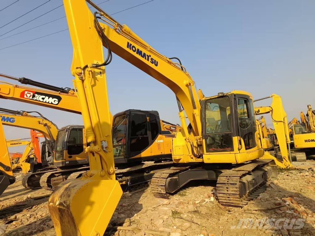 Komatsu PC138 Средни екскаватори 7т - 12т