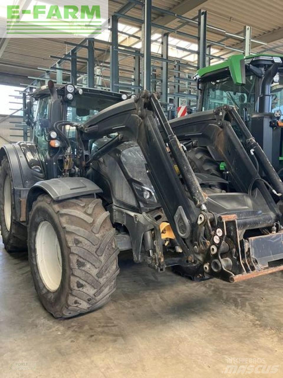 Valtra n174 Трактори