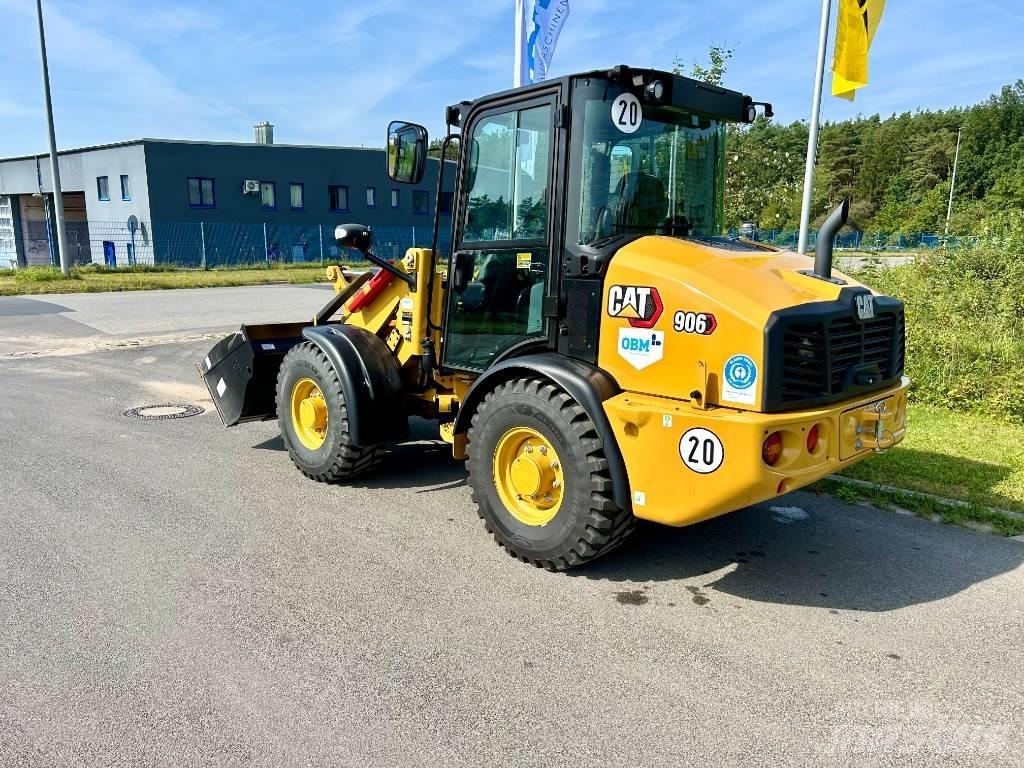 CAT 906 NG Колесни товарачи