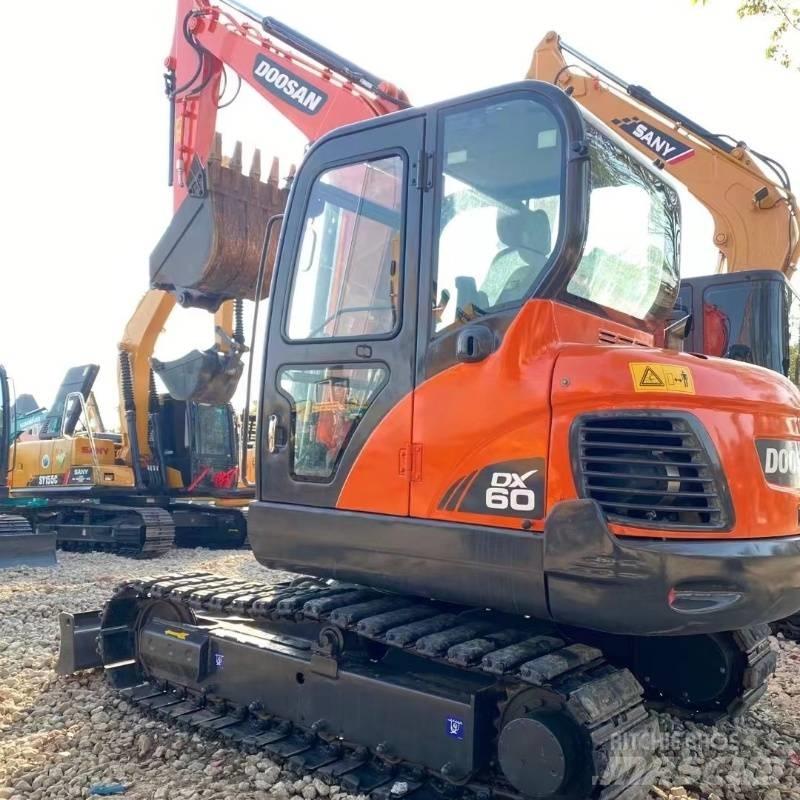 Doosan DX 60 Верижен екскаватор