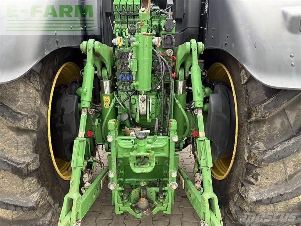 John Deere 6250 r Трактори