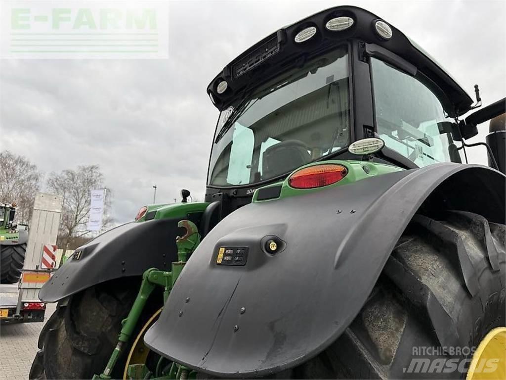 John Deere 6250 r Трактори