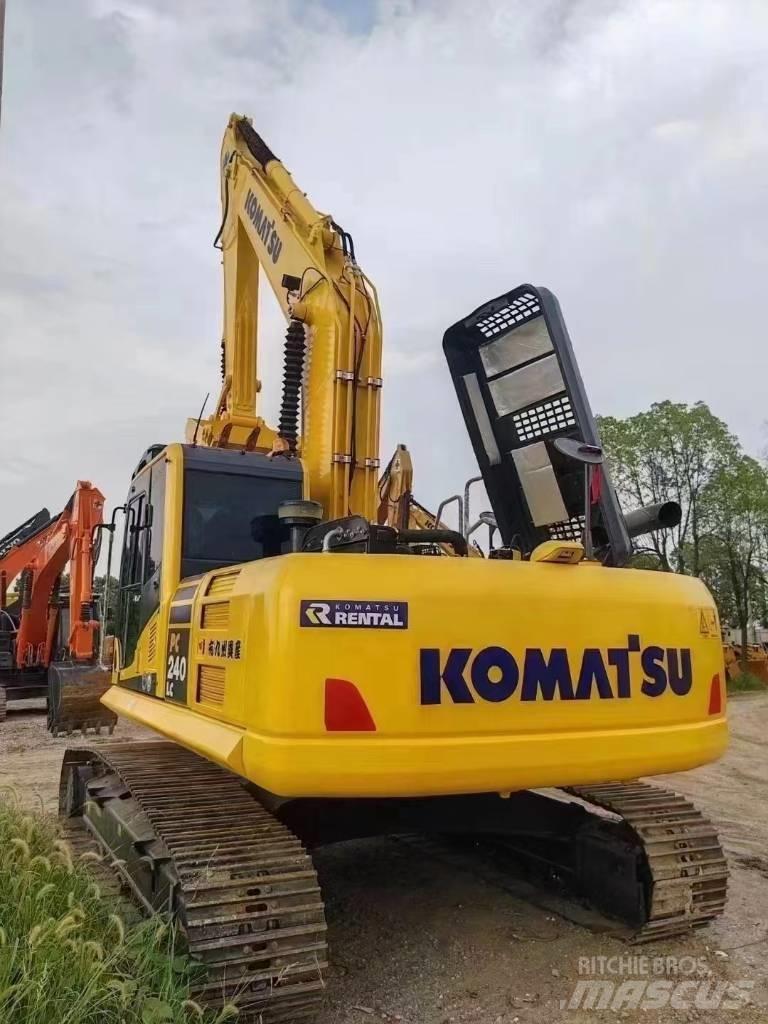 Komatsu 240LC-8 Верижен екскаватор