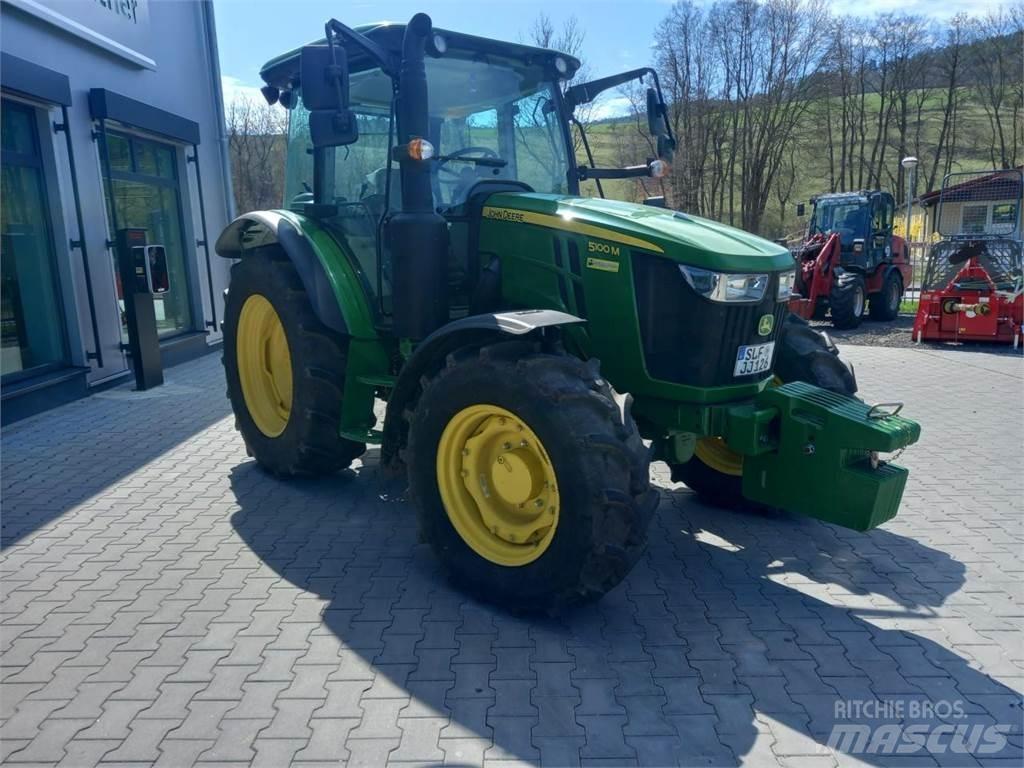 John Deere 5100M Трактори