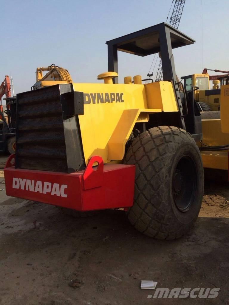 Dynapac CA 30 D Еднобарабанни ролки
