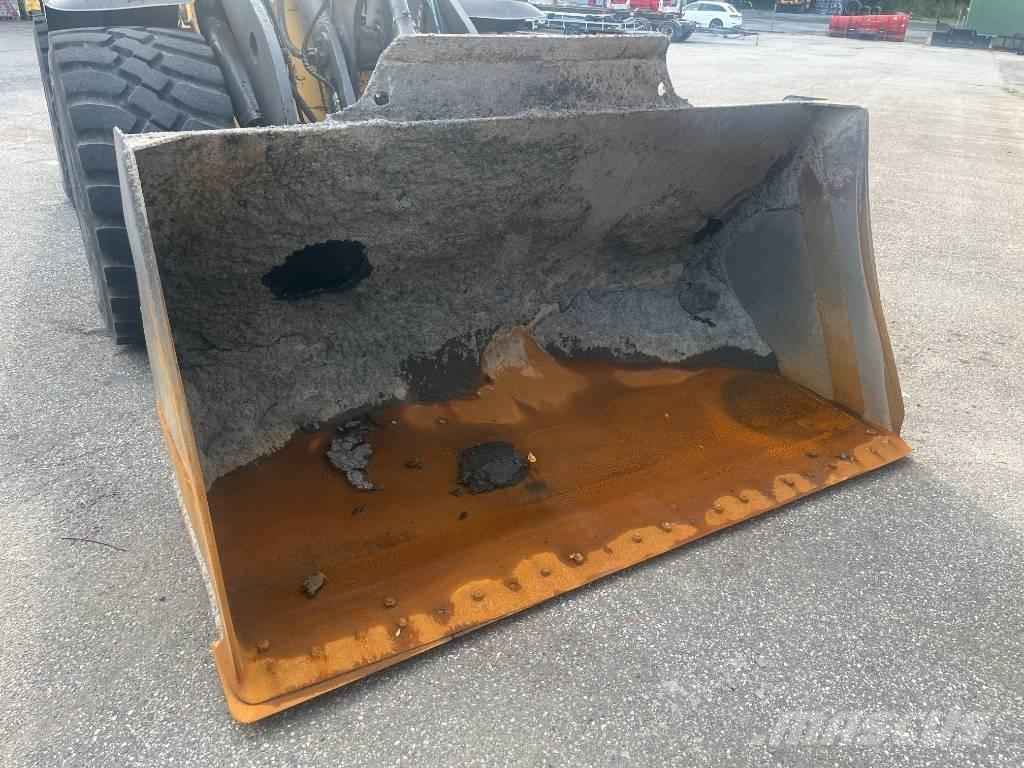 Volvo L 90 H Колесни товарачи