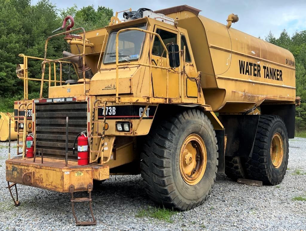 CAT 773 B Цистерни за вода
