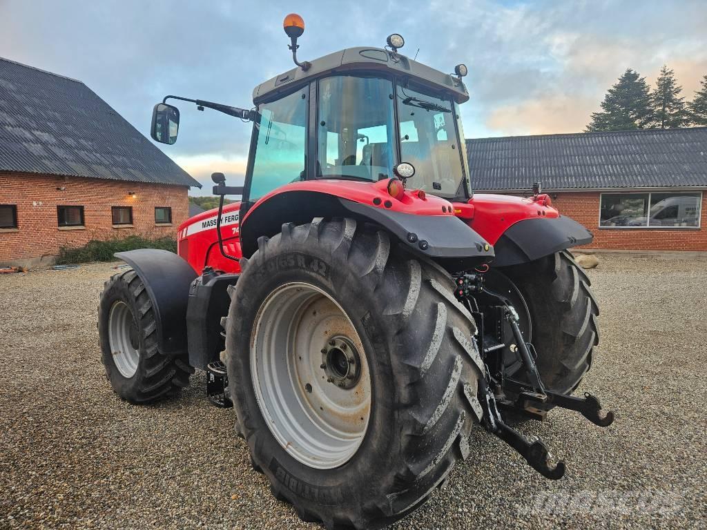 Massey Ferguson 7495 Трактори