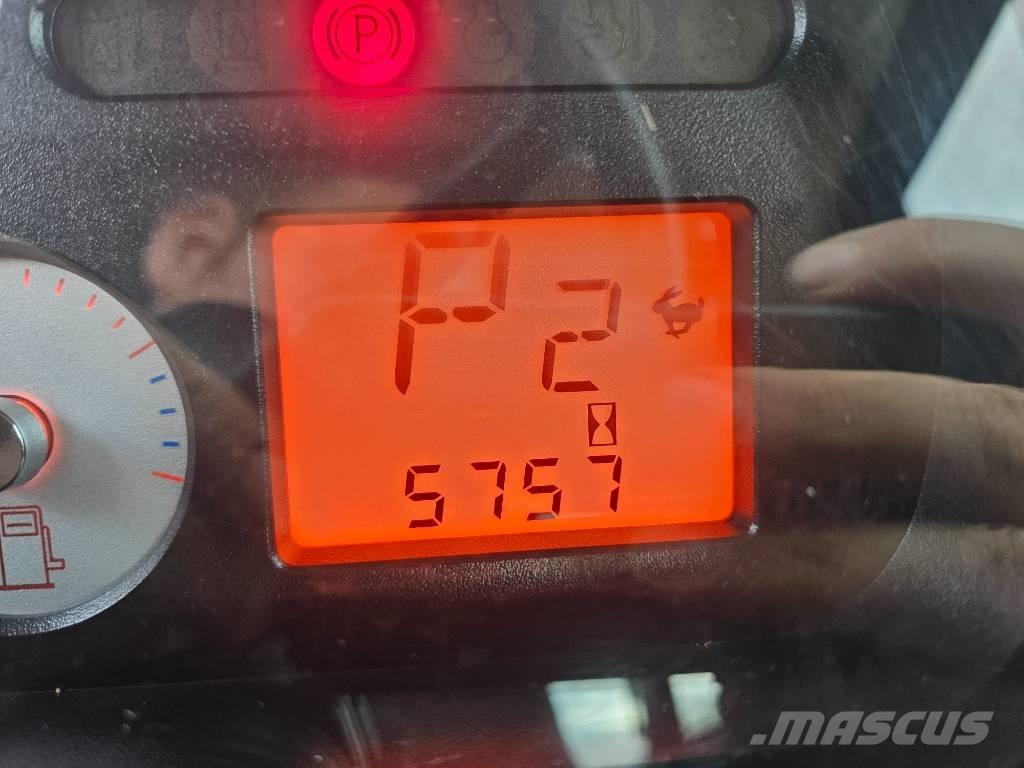 Massey Ferguson 7495 Трактори