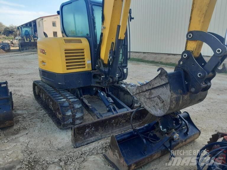 New Holland E 60 C Мини екскаватори < 7 т