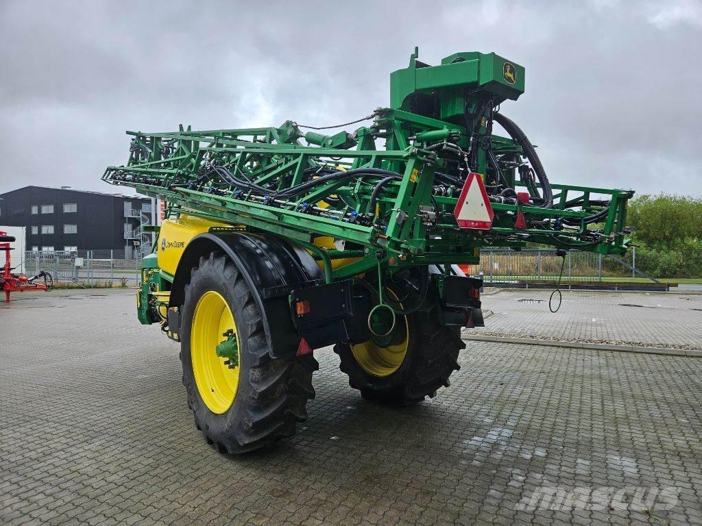 John Deere M692i Прикачни пръскачки
