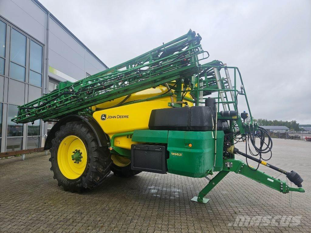 John Deere M692i Прикачни пръскачки
