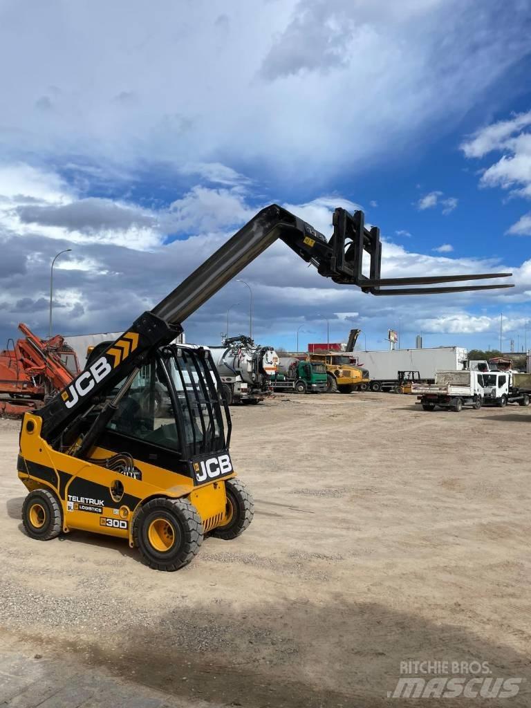 JCB TLT 30 D Телескопични товарачи