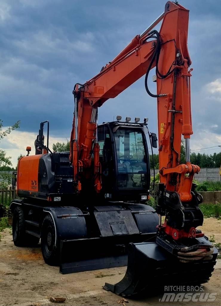 Hitachi 140W Колесни екскаватори
