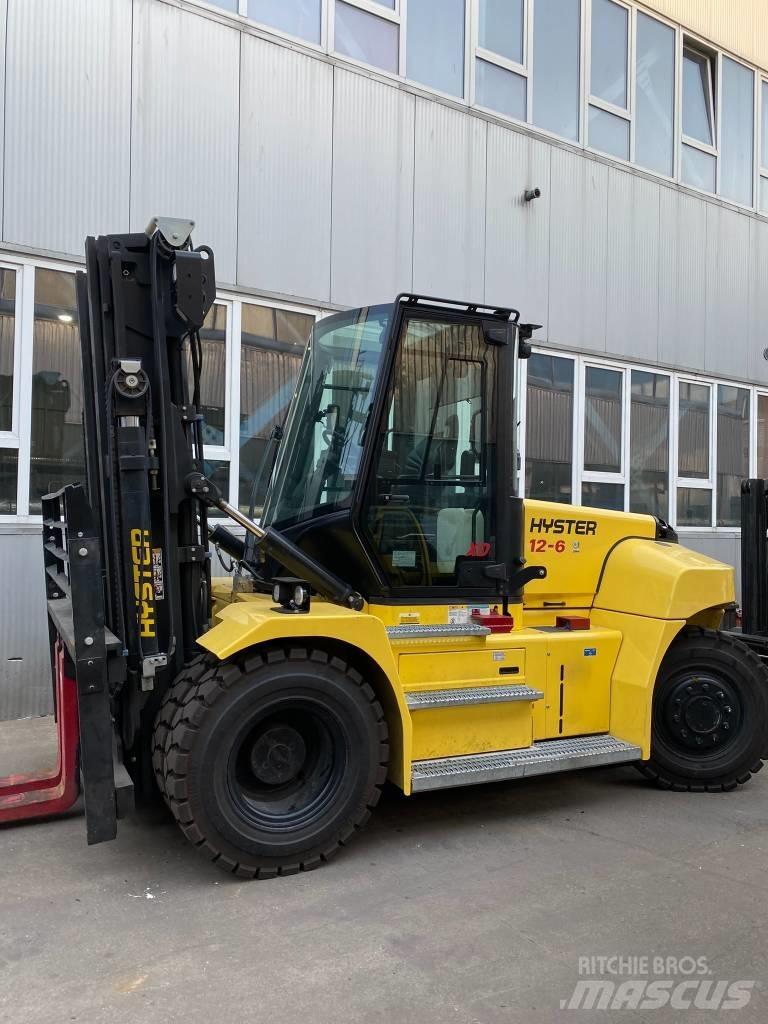 Hyster H12XD6 Дизелови камиони