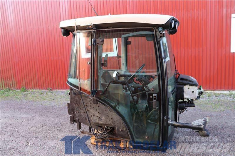 CLAAS 840 Кабина