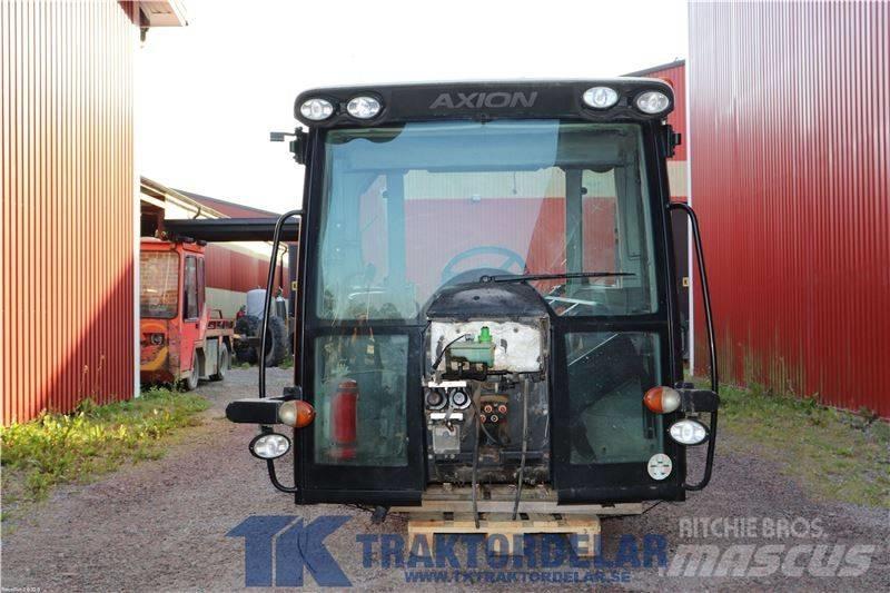 CLAAS 840 Кабина