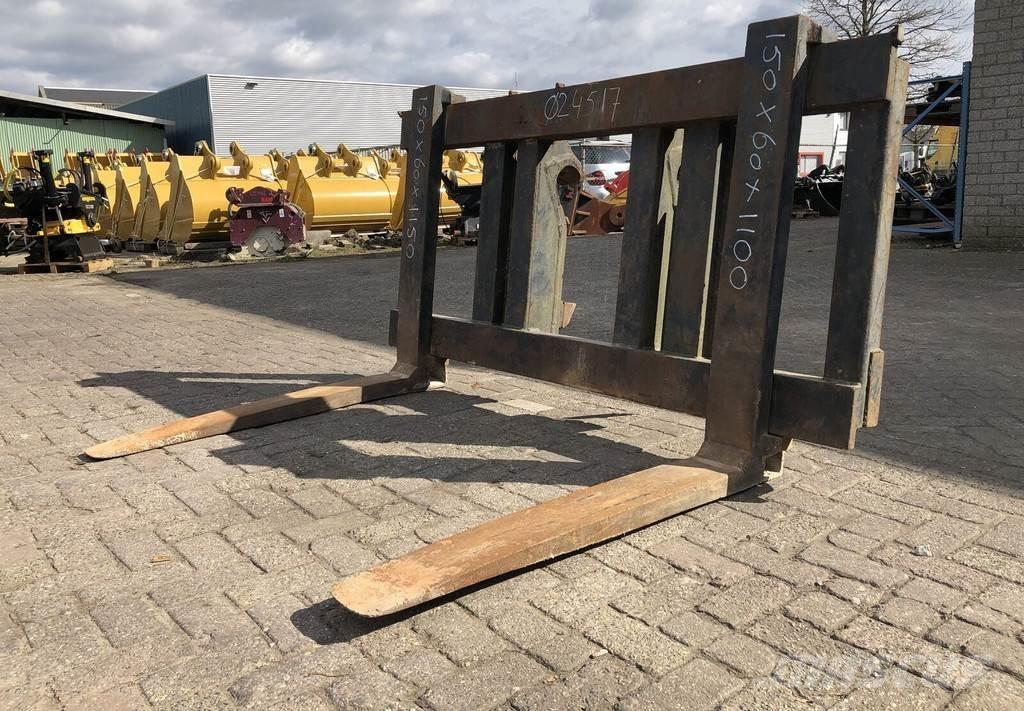  Onbekend PS-4-2000 Вилки