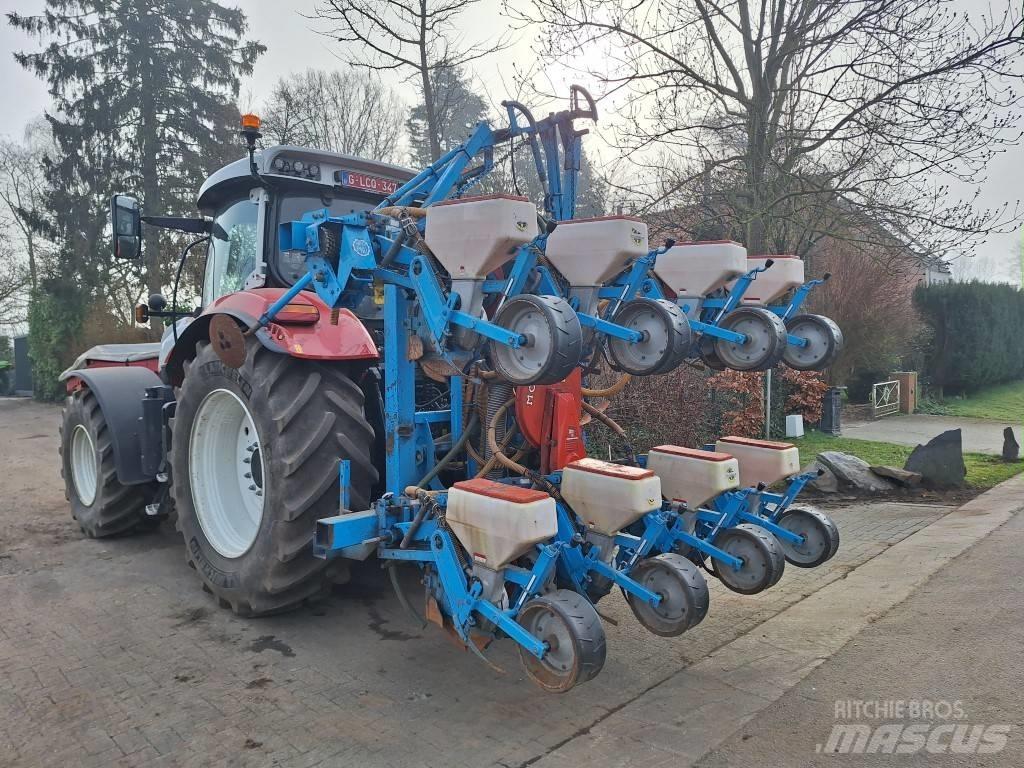 Monosem PNU 8 Машини за прецизно сеене