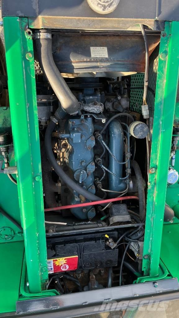 Holder P 70 Компактни трактори