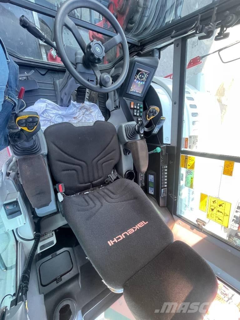 Takeuchi TB 295 W Колесни екскаватори