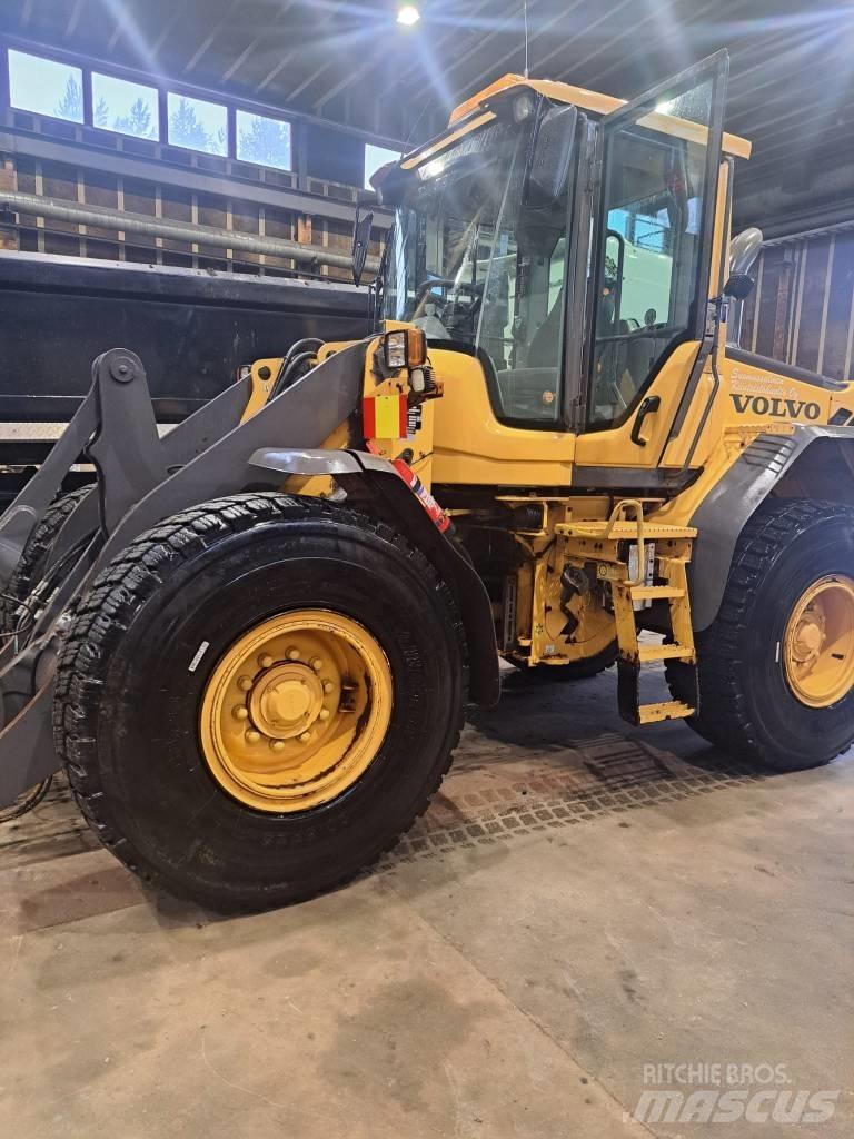 Volvo L 60 F Колесни товарачи