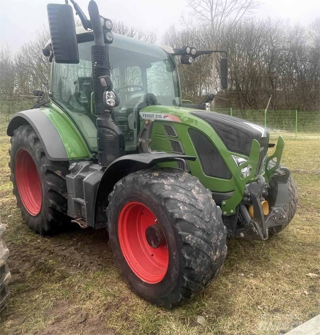 Fendt 516 Vario Трактори
