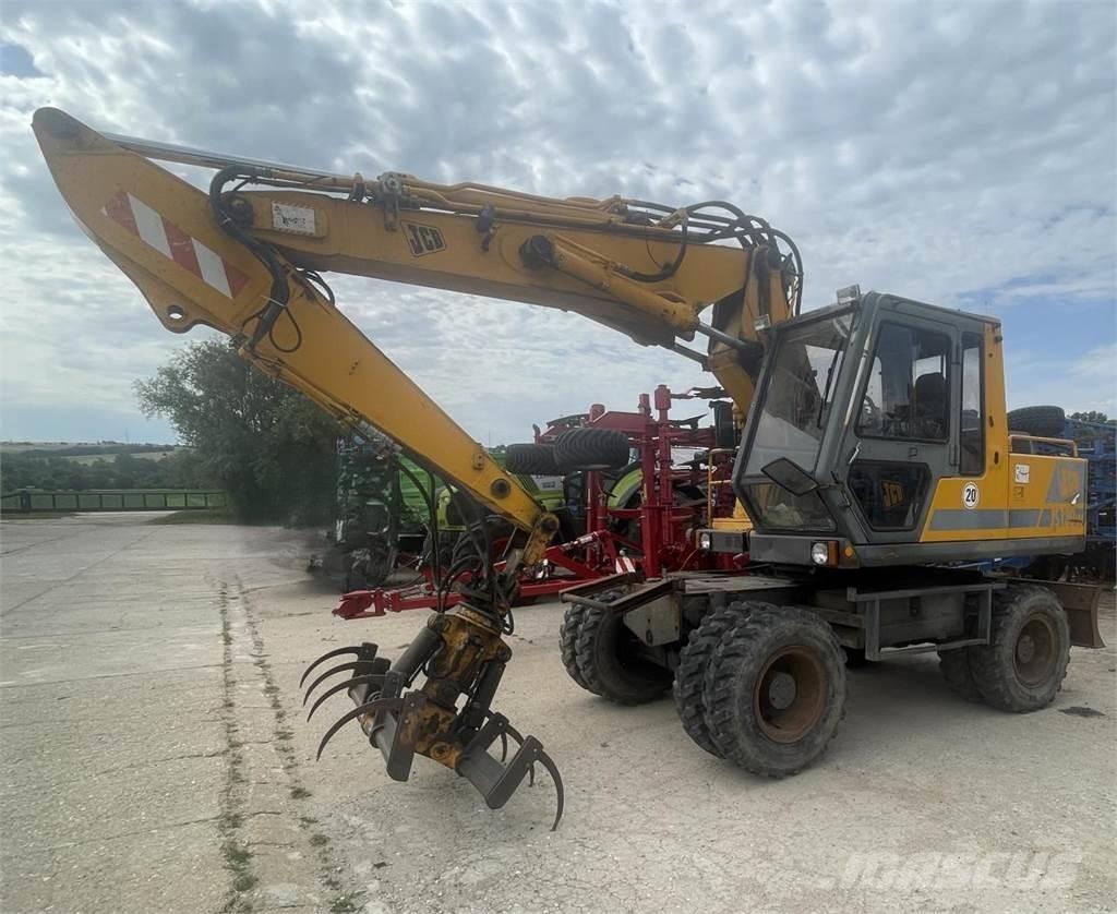 JCB 130 W Колесни екскаватори