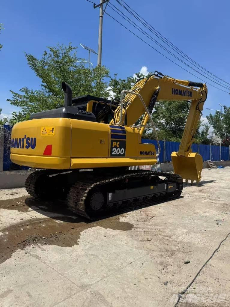 Komatsu PC 200 8N Верижен екскаватор
