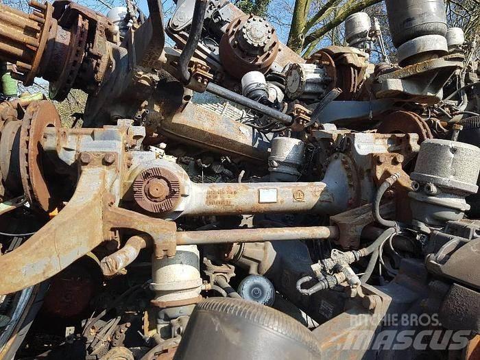  Axles Autobus Транспорт - Други