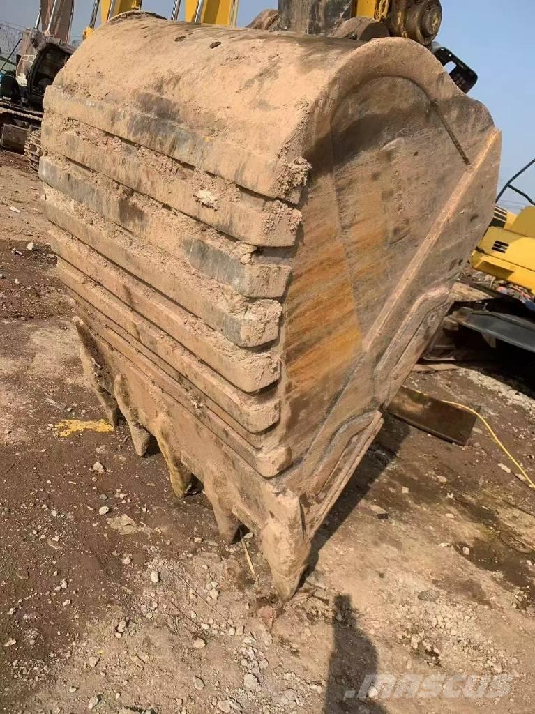 Komatsu PC 450-8 Верижен екскаватор