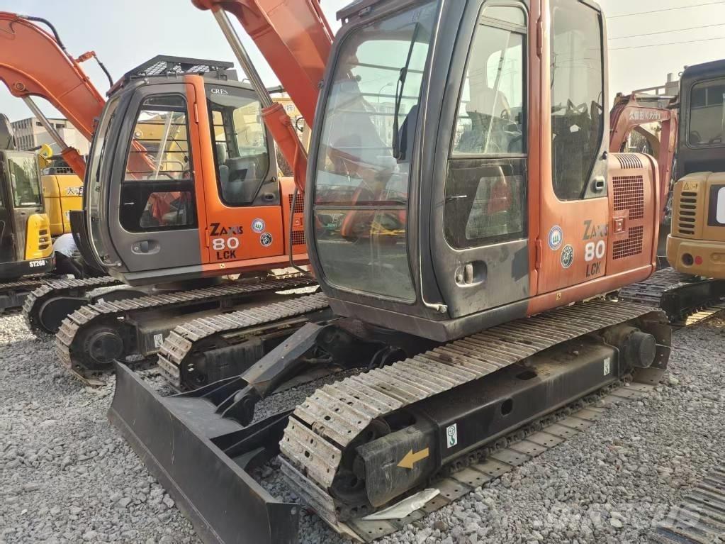Hitachi ZX 80 Средни екскаватори 7т - 12т